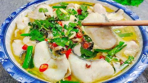 酸菜鱼的家常做法视频,酸爽开胃，简单易学的家庭美味