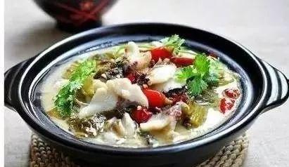 酸菜鱼的家常做法视频,酸爽开胃，简单易学的家庭美味