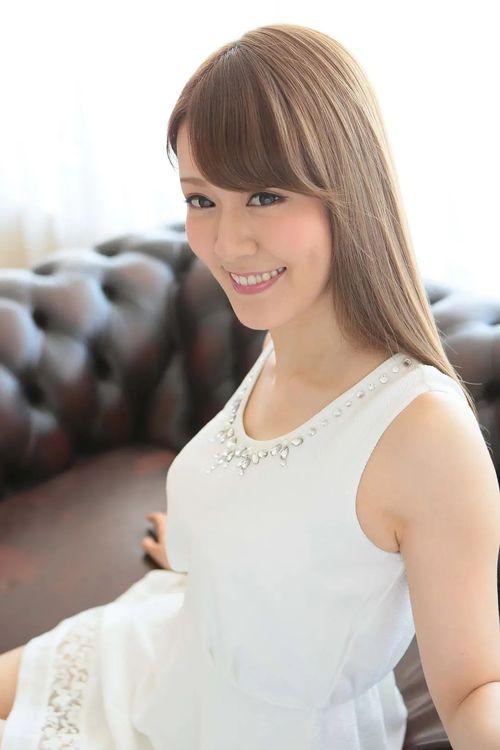 立花瑠莉视频,魅力四溢的舞蹈精灵，演绎青春活力