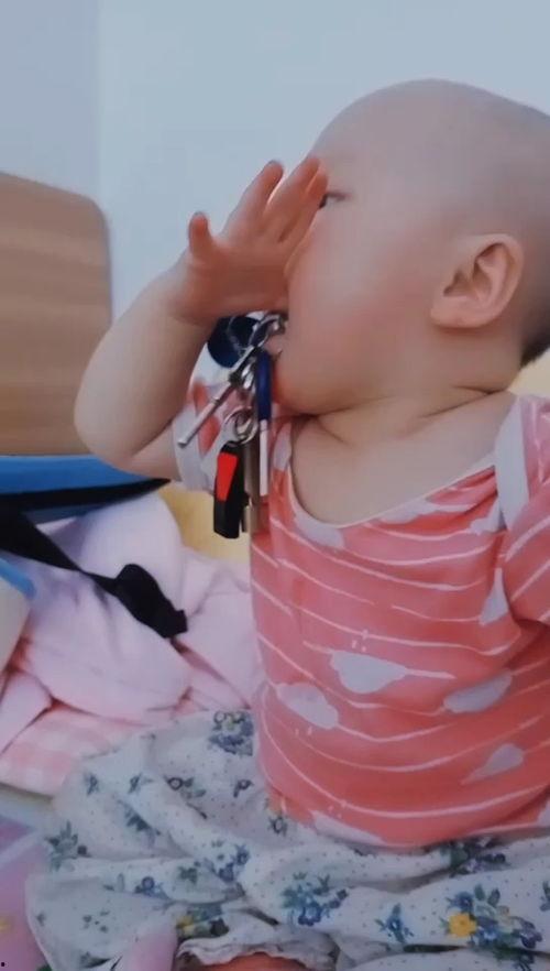 小孩生宝宝的视频,温馨亲子时刻回顾