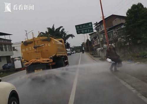 洒水视频,揭秘洒水瞬间之美