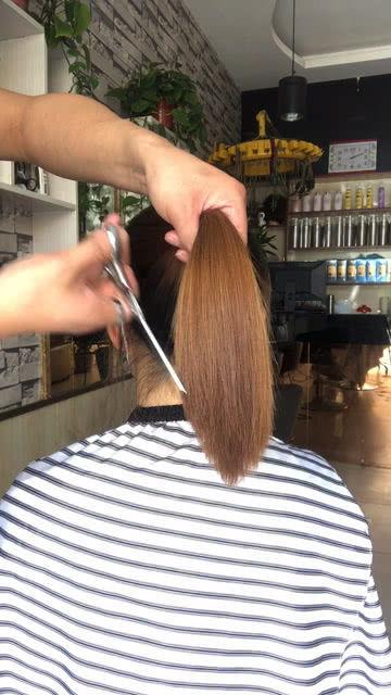 自己剪马尾的方法视频,视频教学，剪出时尚马尾发型