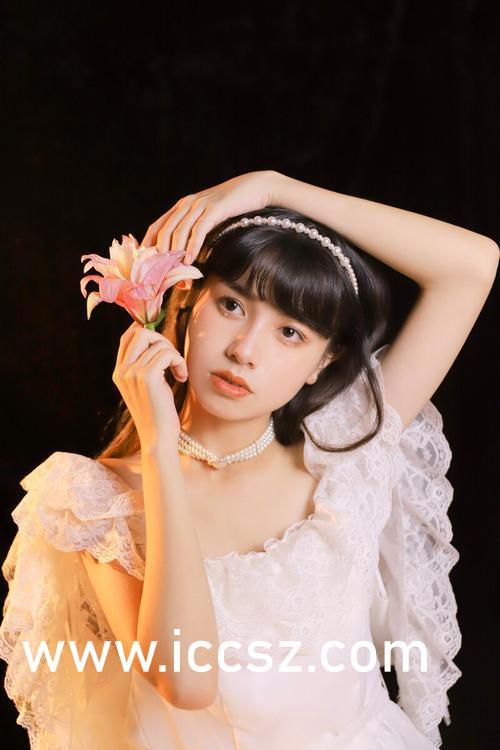 网曝吃瓜在线黑料女儿,揭秘明星女儿的真实生活