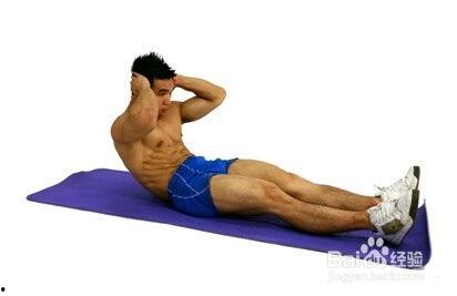 正确仰卧起坐姿势视频,标准仰卧起坐动作要领详解