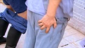 小孩子打屁股视频,揭秘孩子打屁股视频背后的温馨故事