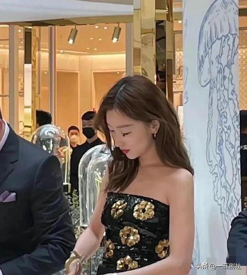 最新明星爆料吃瓜,当红明星感情纠葛大揭秘！