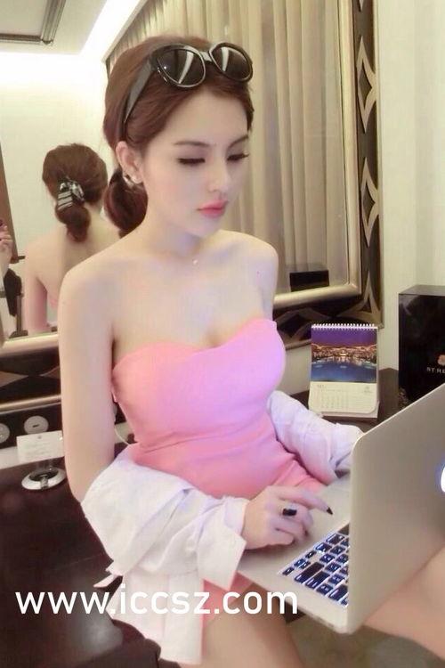 朴妮唛最火视频第27集,巅峰对决，谁将笑到最后？