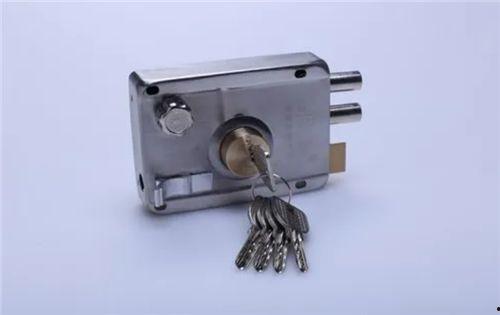 锁安装视频,跟随视频教程学一步