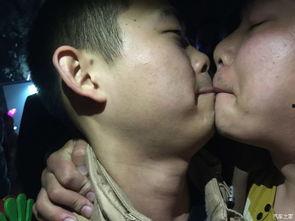 舌吻视频,揭秘浪漫情缘的甜蜜瞬间